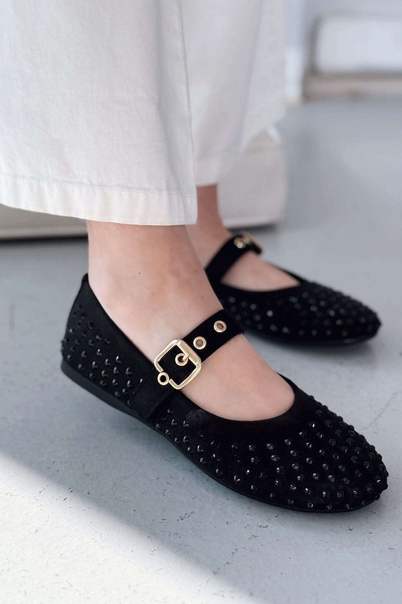 Valira Siyah Troklu Baret Tokalı Kadın Babet - ILOVESHOES