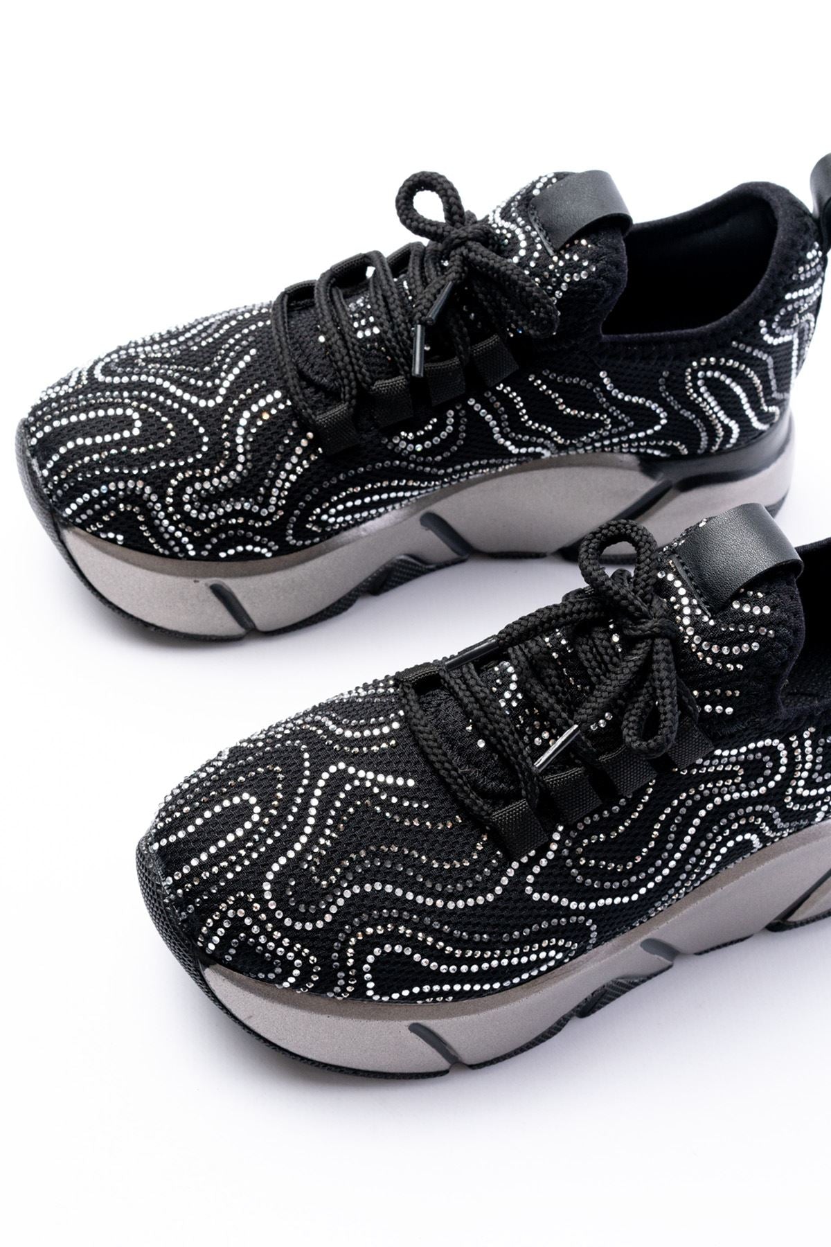 Eralyn File Siyah Taş Detaylı Kadın Spor Ayakkabı
