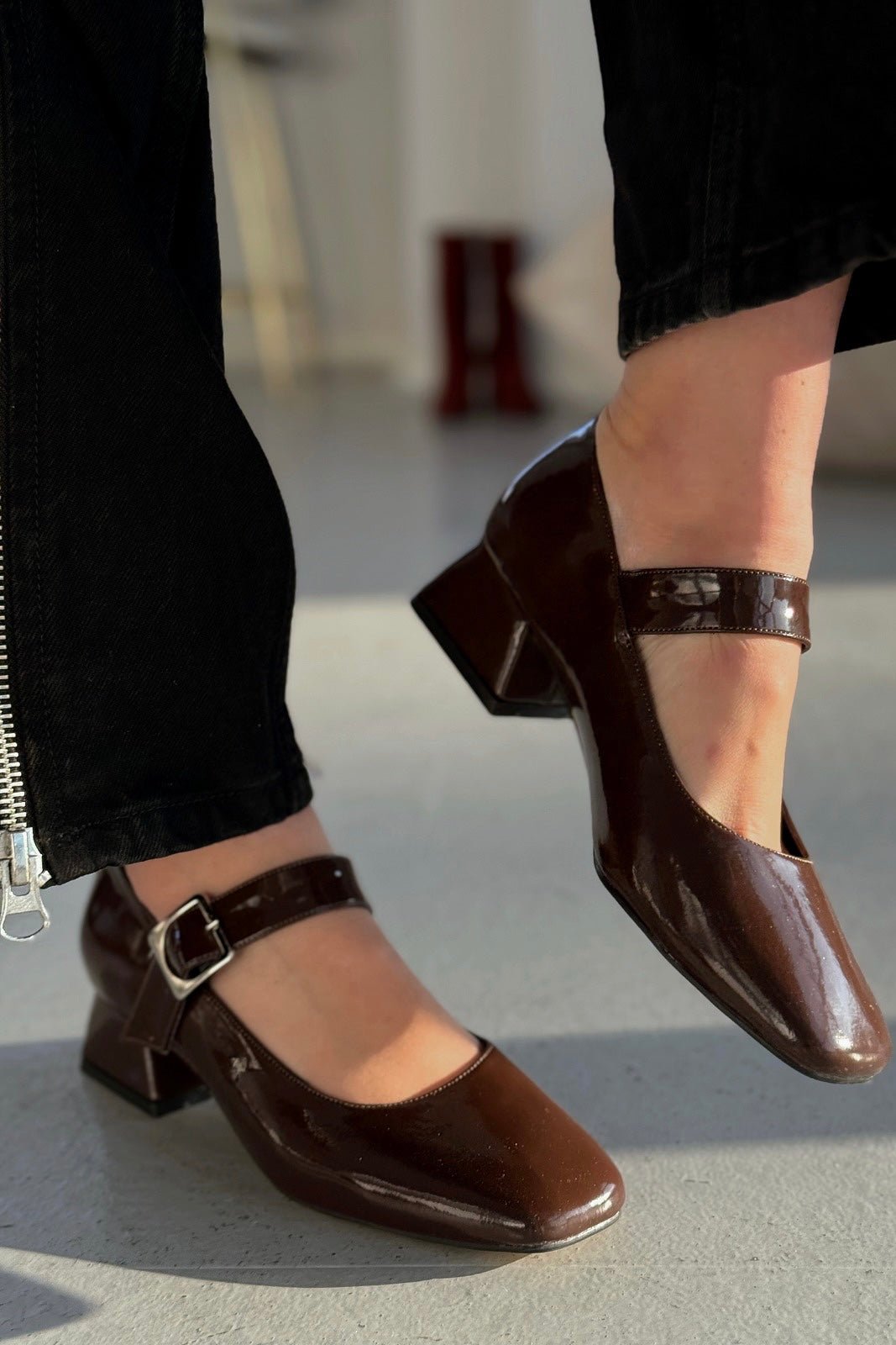 Lexyro Kahverengi Rugan Kalın Topuklu Kadın Ayakkabı - ILOVESHOES Türkiye