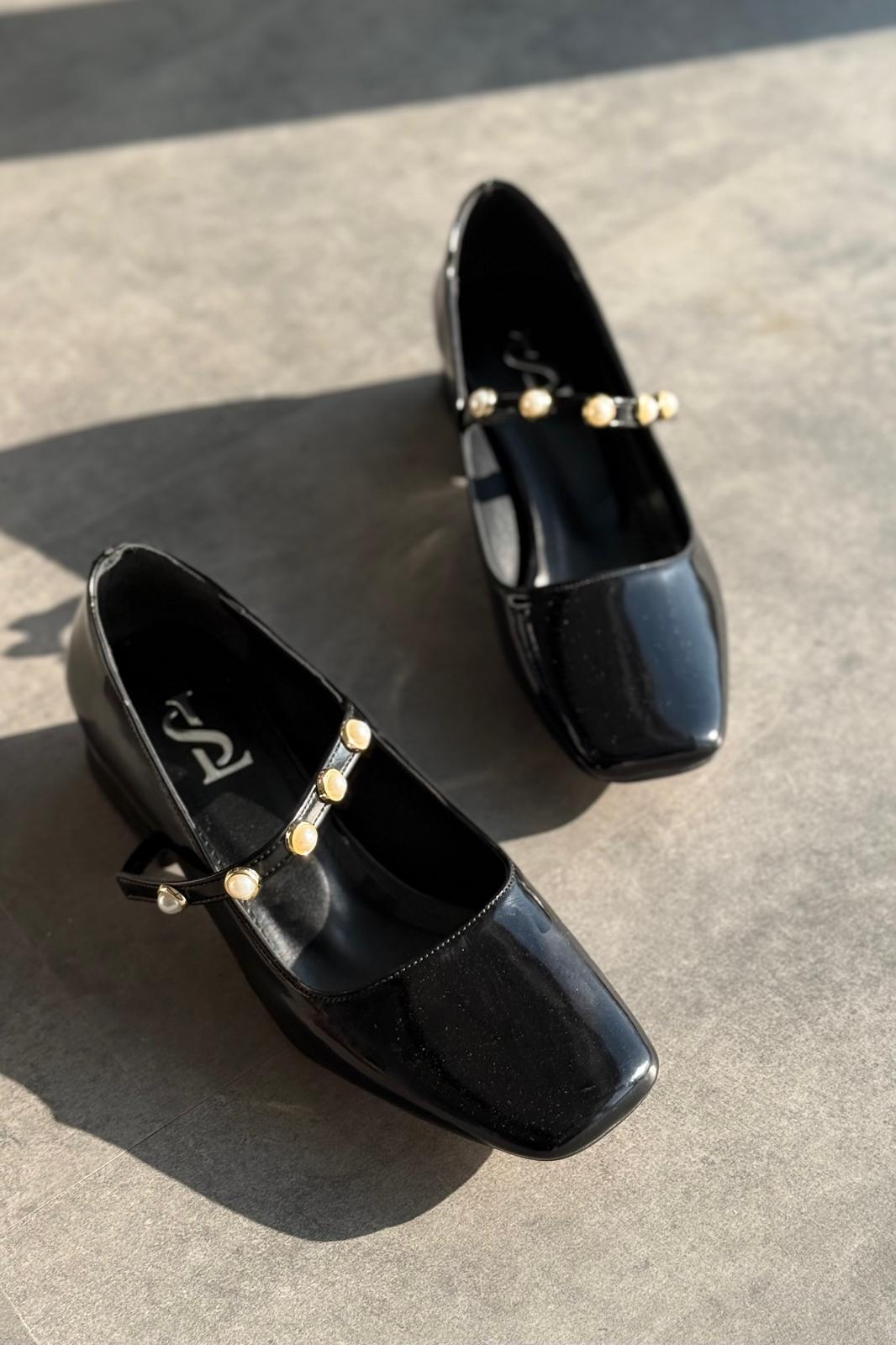 Myrel Rugan Siyah İnci Detaylı Mary Jane - ILOVESHOES
