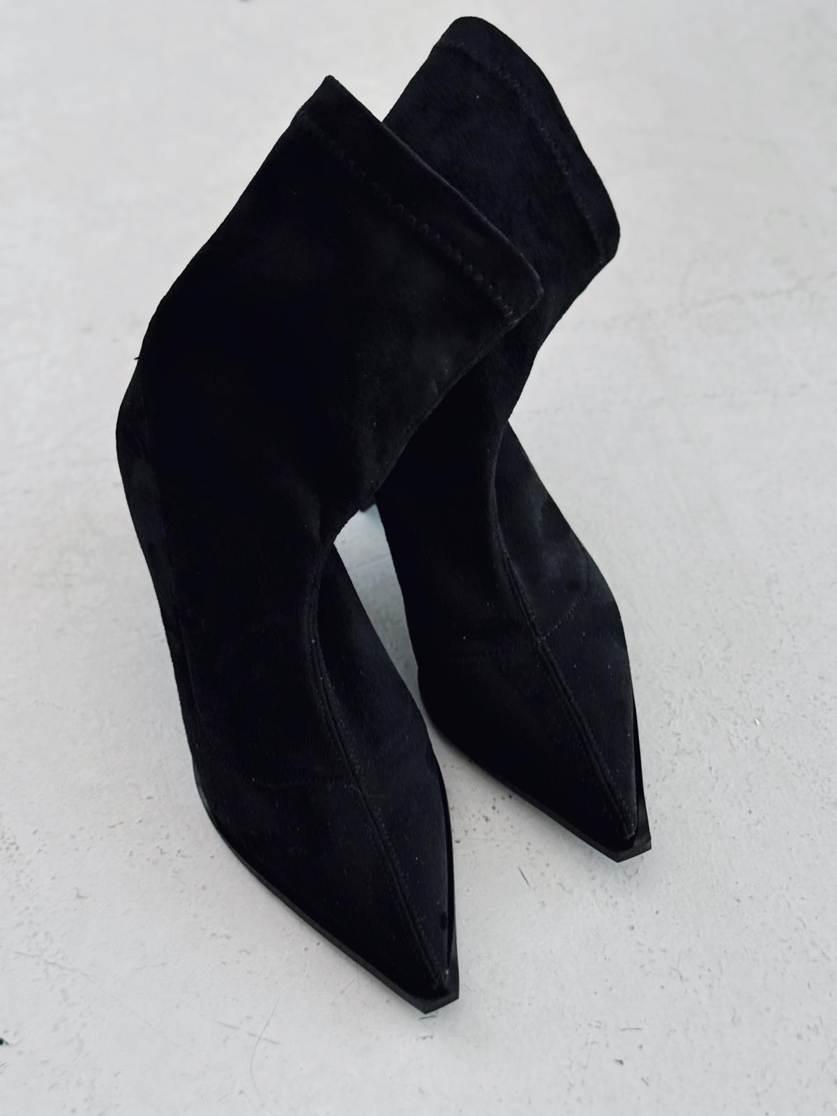 Caryne Kadın Topuklu Streç Bot Siyah Süet - ILOVESHOES