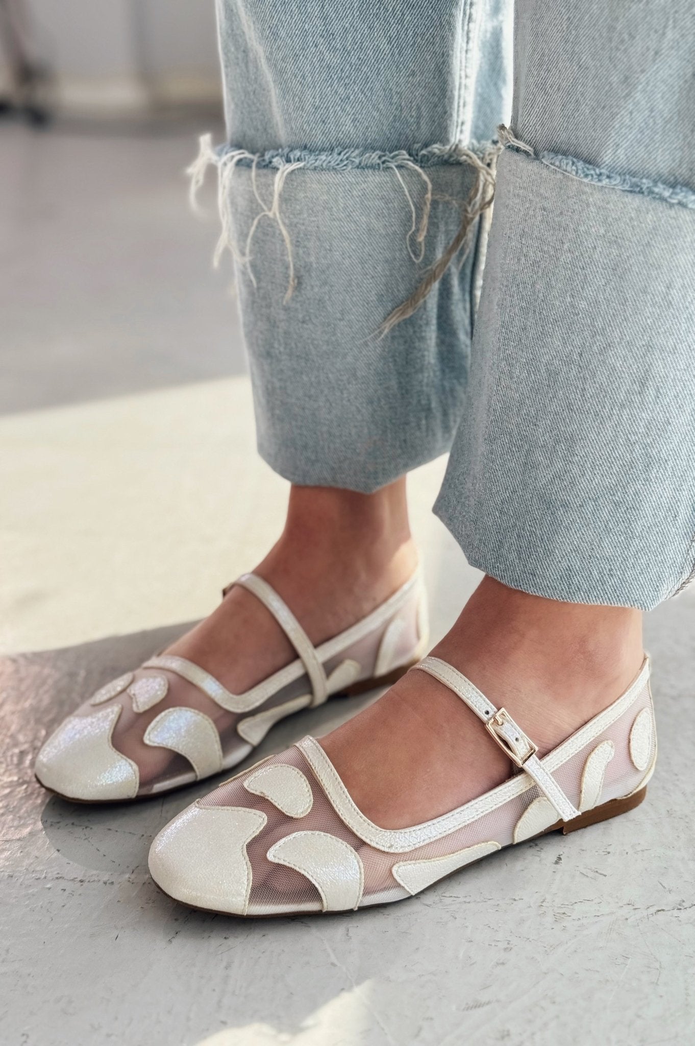 Sartil Nakış Detaylı Metalik Beyaz Tül Babet - ILOVESHOES