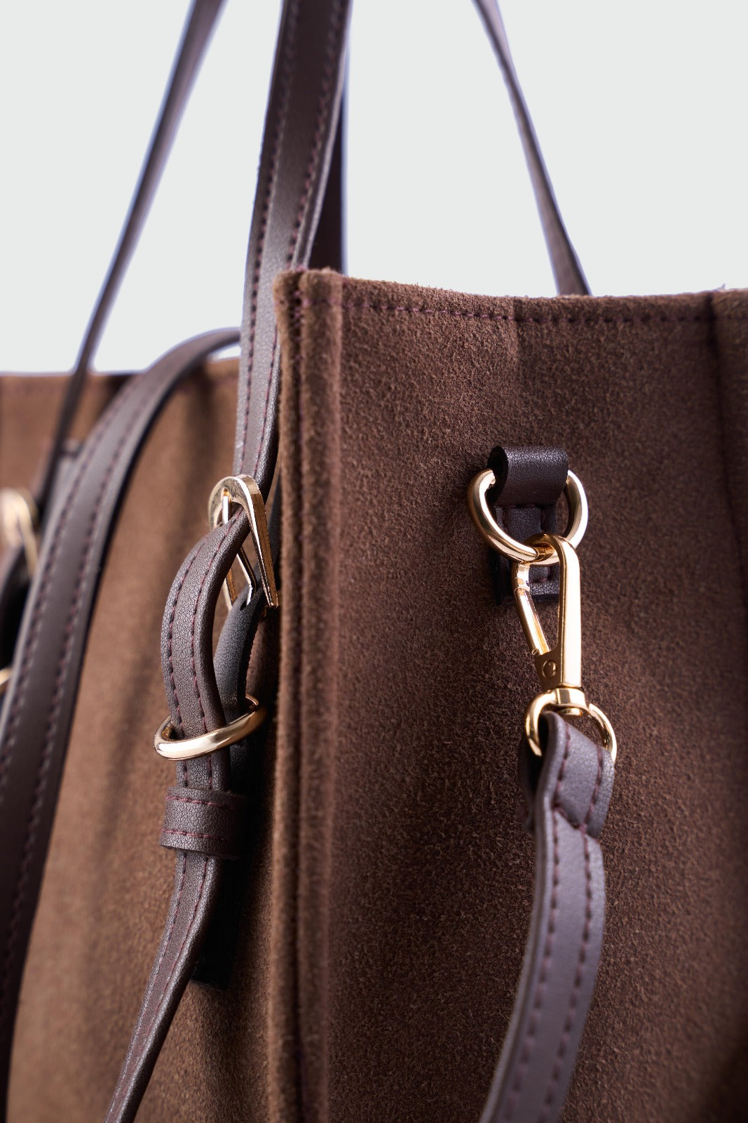 Olyra Çapraz Çanta Acıkahve Süet Kemer Detaylı