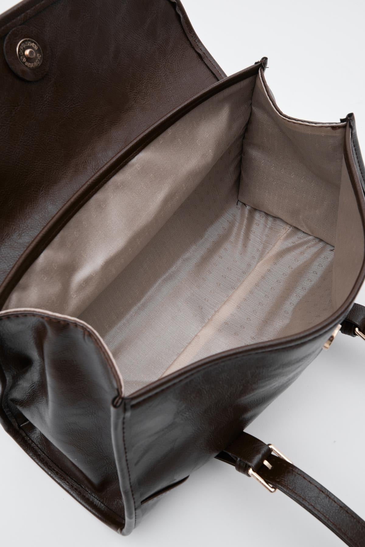 Laretta Vintage Baget Çanta Acıkahve Mat Deri - ILOVESHOES