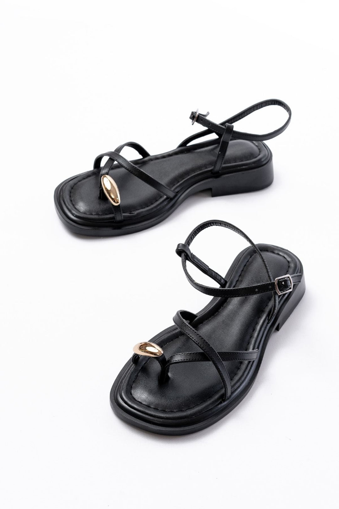 Telina Mat Deri SiyahToka Detaylı Kadın Sandalet - ILOVESHOES