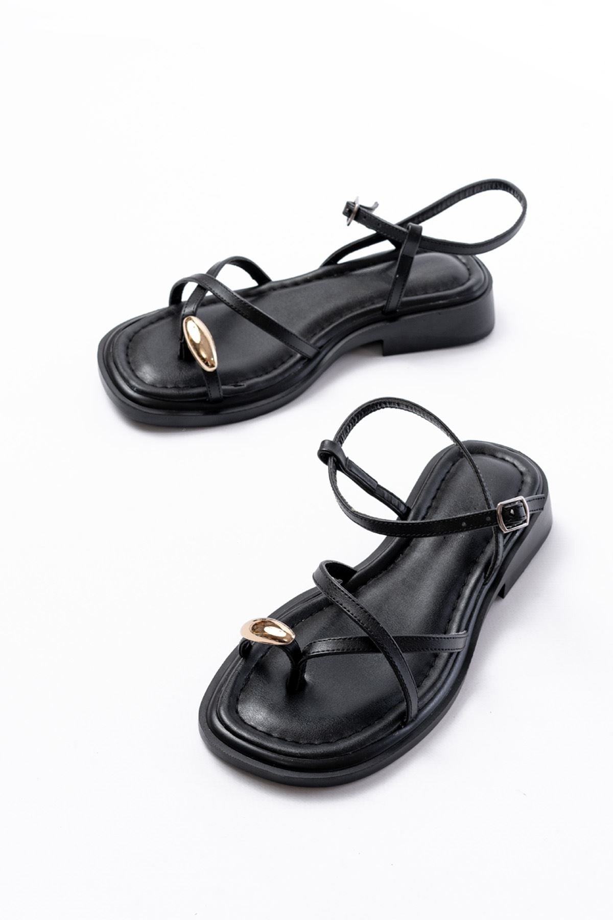 Telina Mat Deri SiyahToka Detaylı Kadın Sandalet - ILOVESHOES