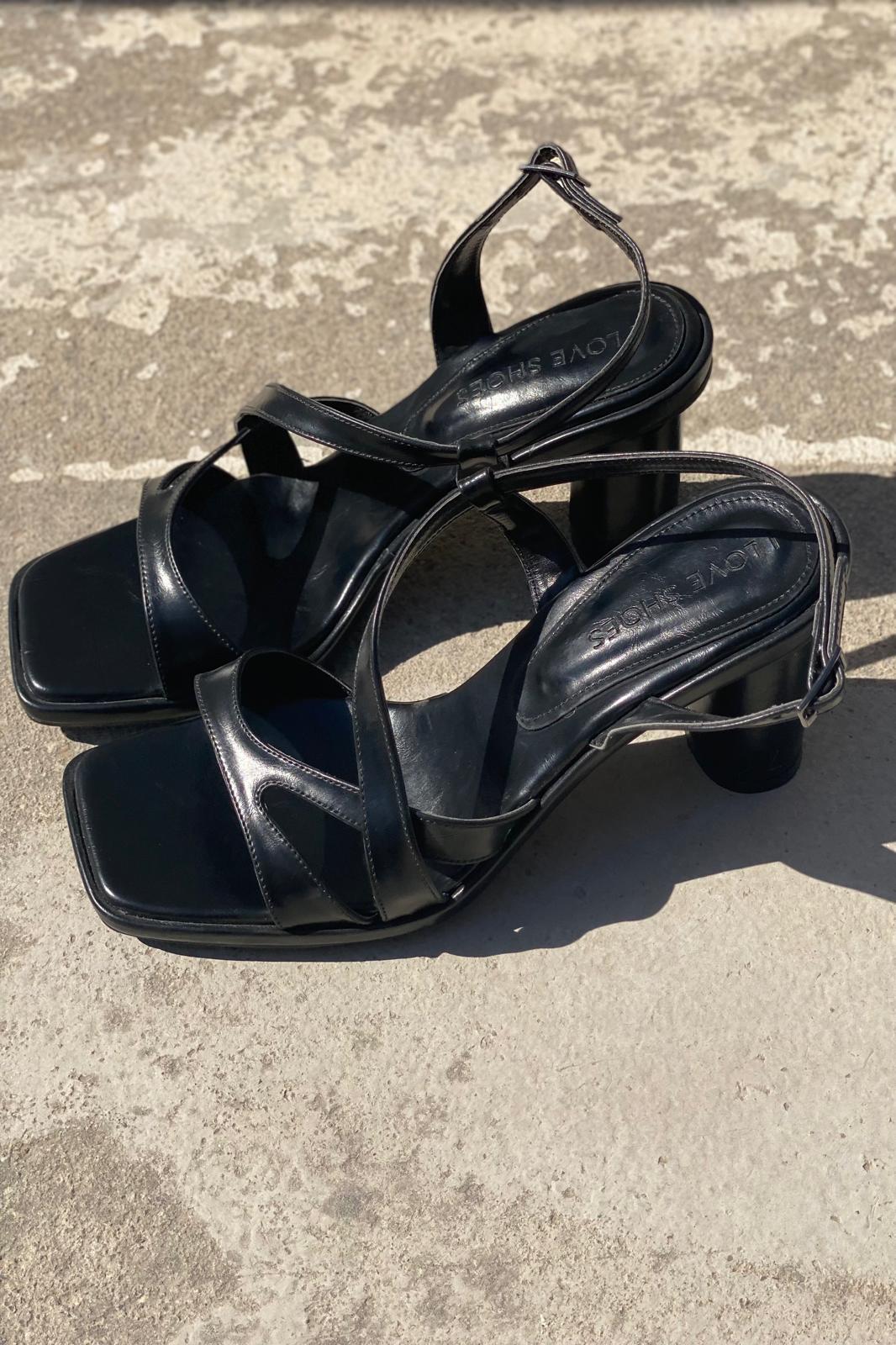 Lorvina Mat Deri Siyah Topuklu Ayakkabı - ILOVESHOES