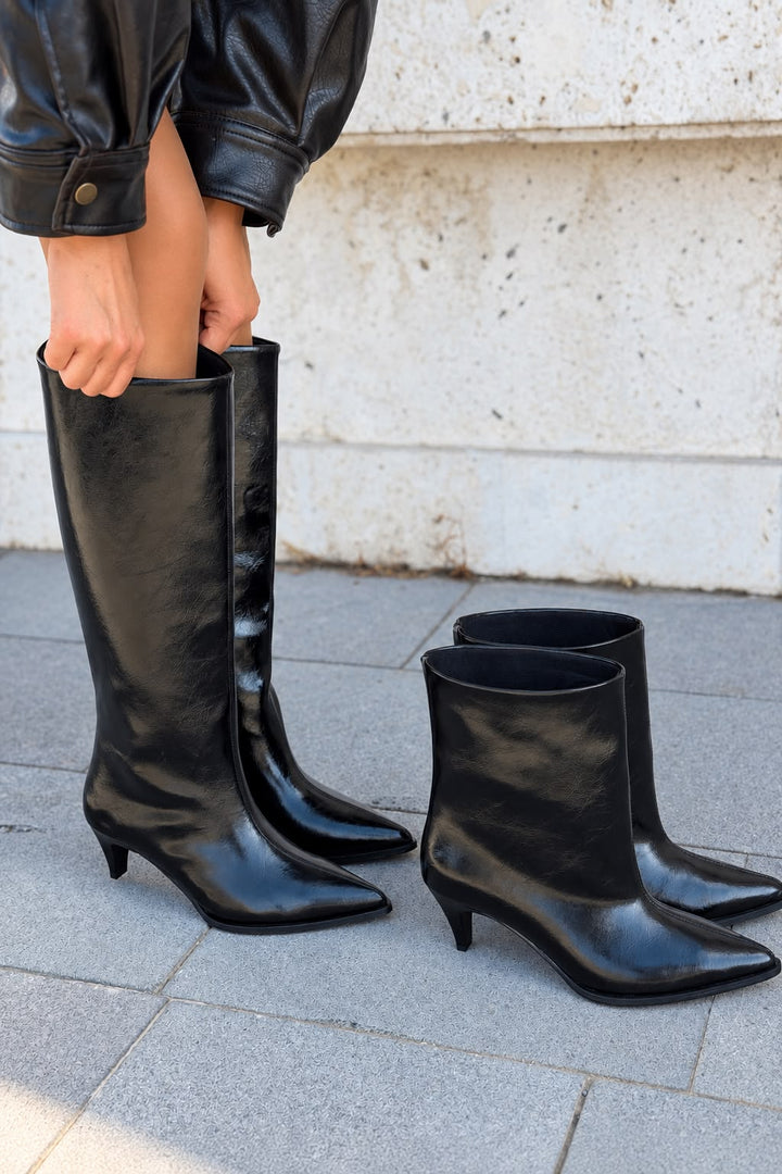 Sovra Siyah Kırışık Deri Kadın Çizme - ILOVESHOES