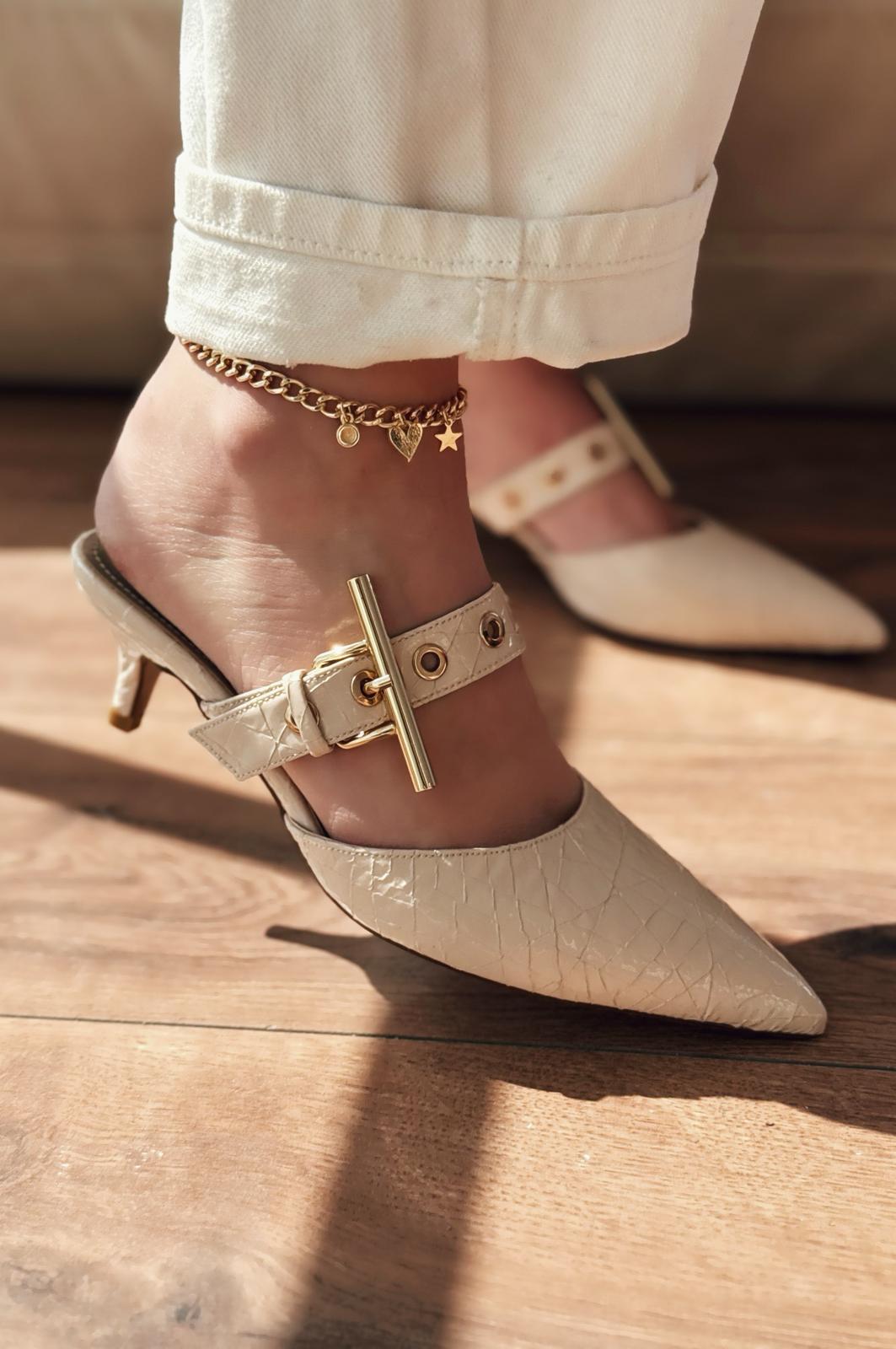 Karonsa Kroko Desen Bej Toka Detaylı Kadın Terlik - ILOVESHOES