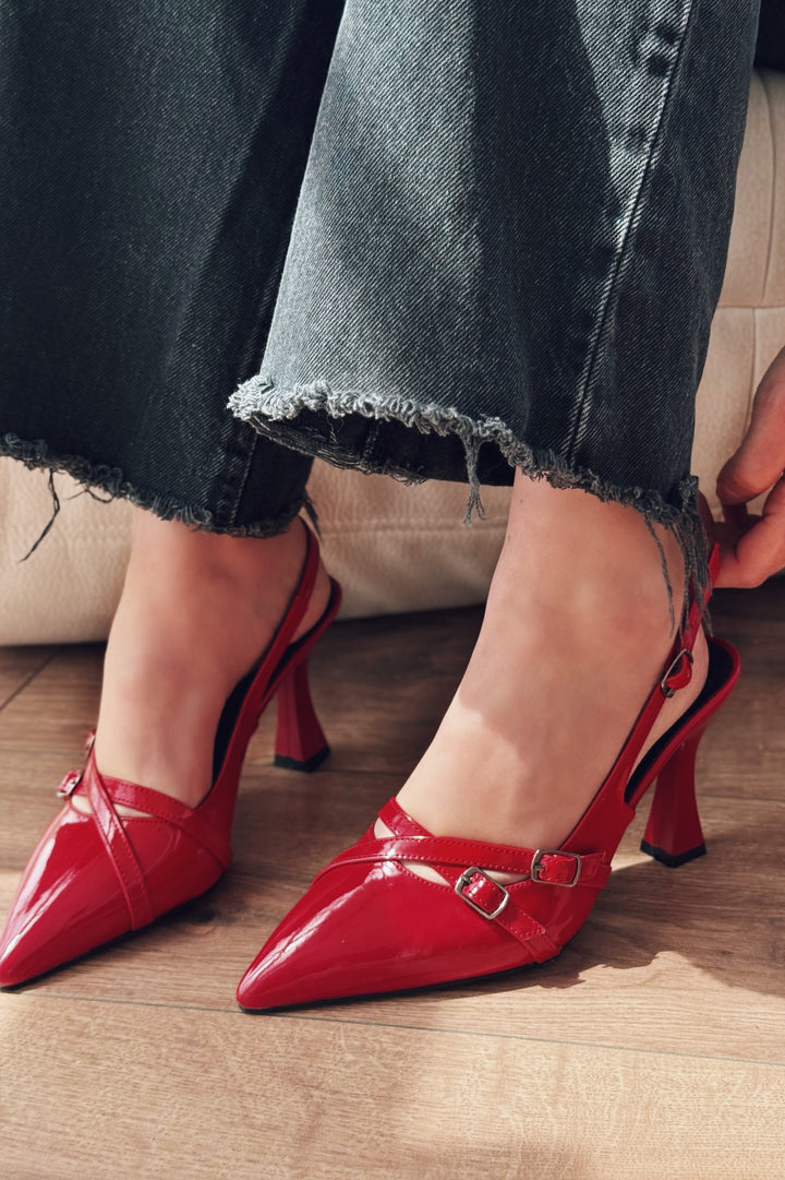 Jolira Rugan Bordo Toka Detaylı Stiletto