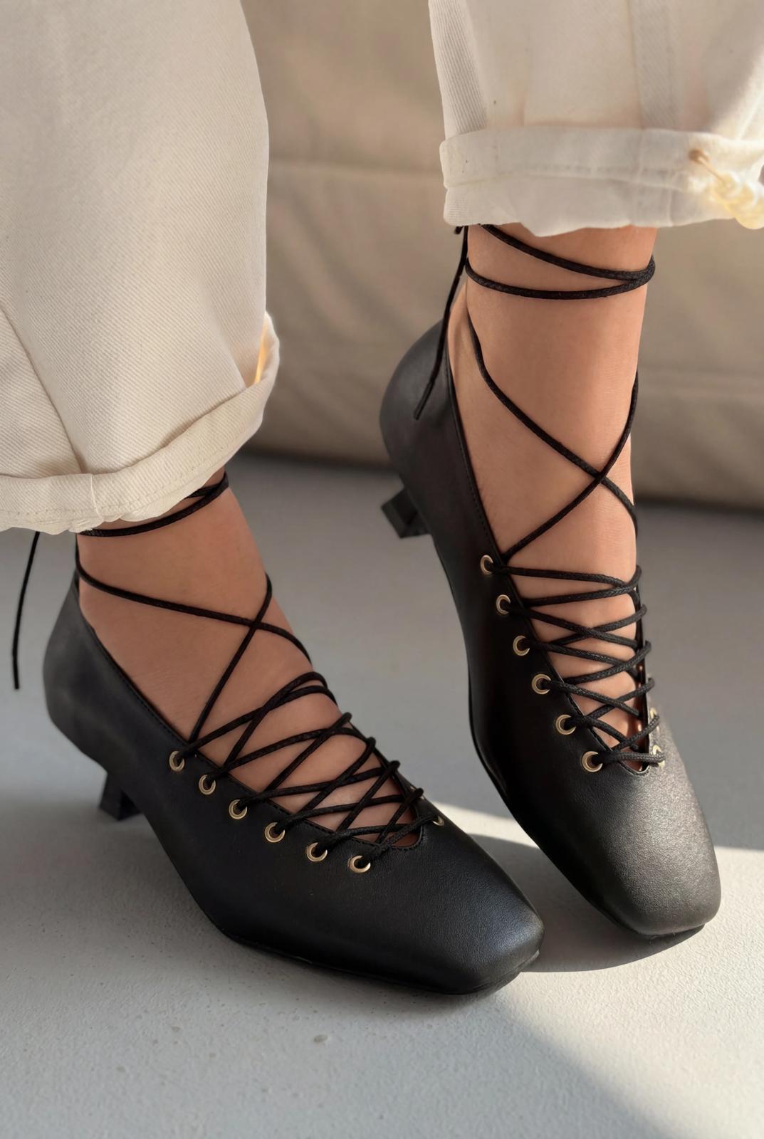 Sernis Siyah Mat Deri Kadın Topuklu Ayakkabı - ILOVESHOES