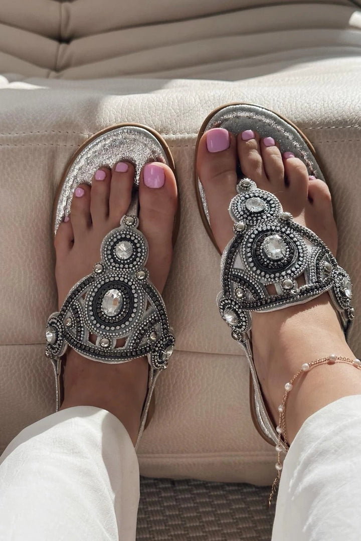 Lwon Parlak Saten Taş Detaylı Kadın Sandalet Gümüş - ILOVESHOES