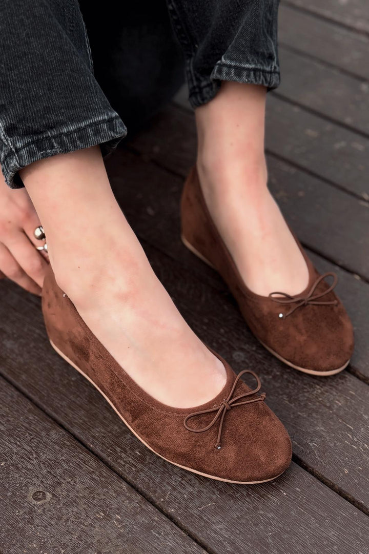 Stellor Kadın Babet Acıkahve Süet Dolgu Topuklu - ILOVESHOES