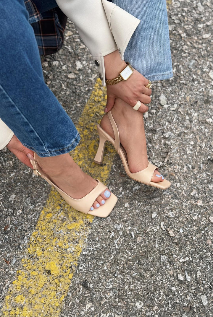 Solvion Topuklu Sandalet Nude Mat Deri - ILOVESHOES