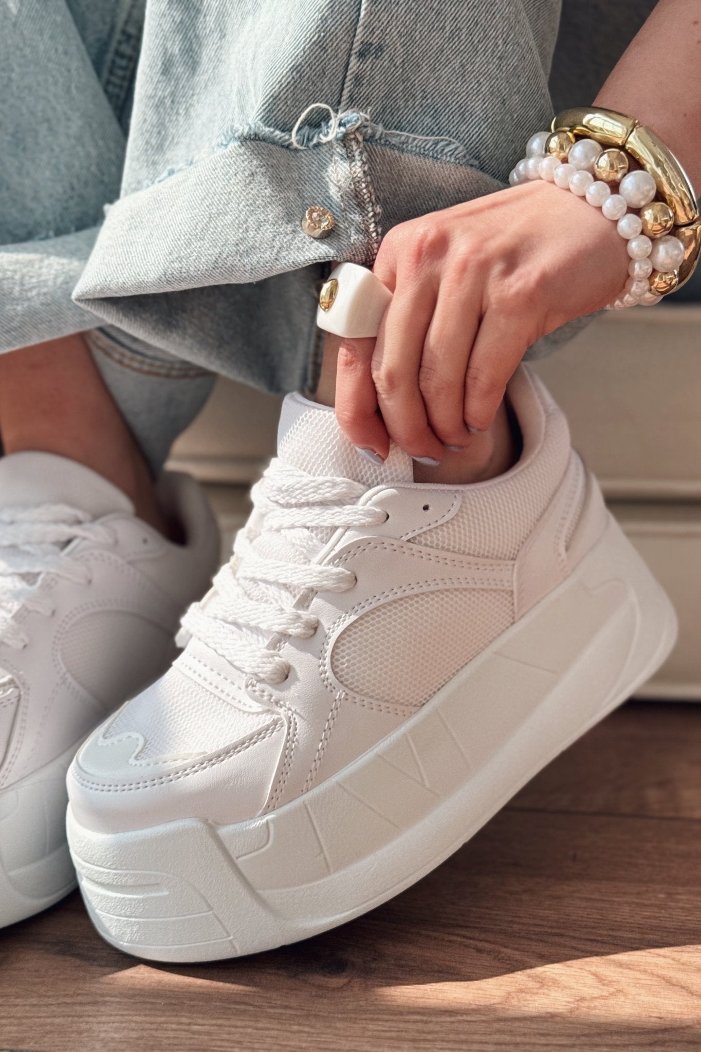 Ravela Beyaz Fileli Yüksek Taban Kadın Spor Ayakkabı - ILOVESHOES