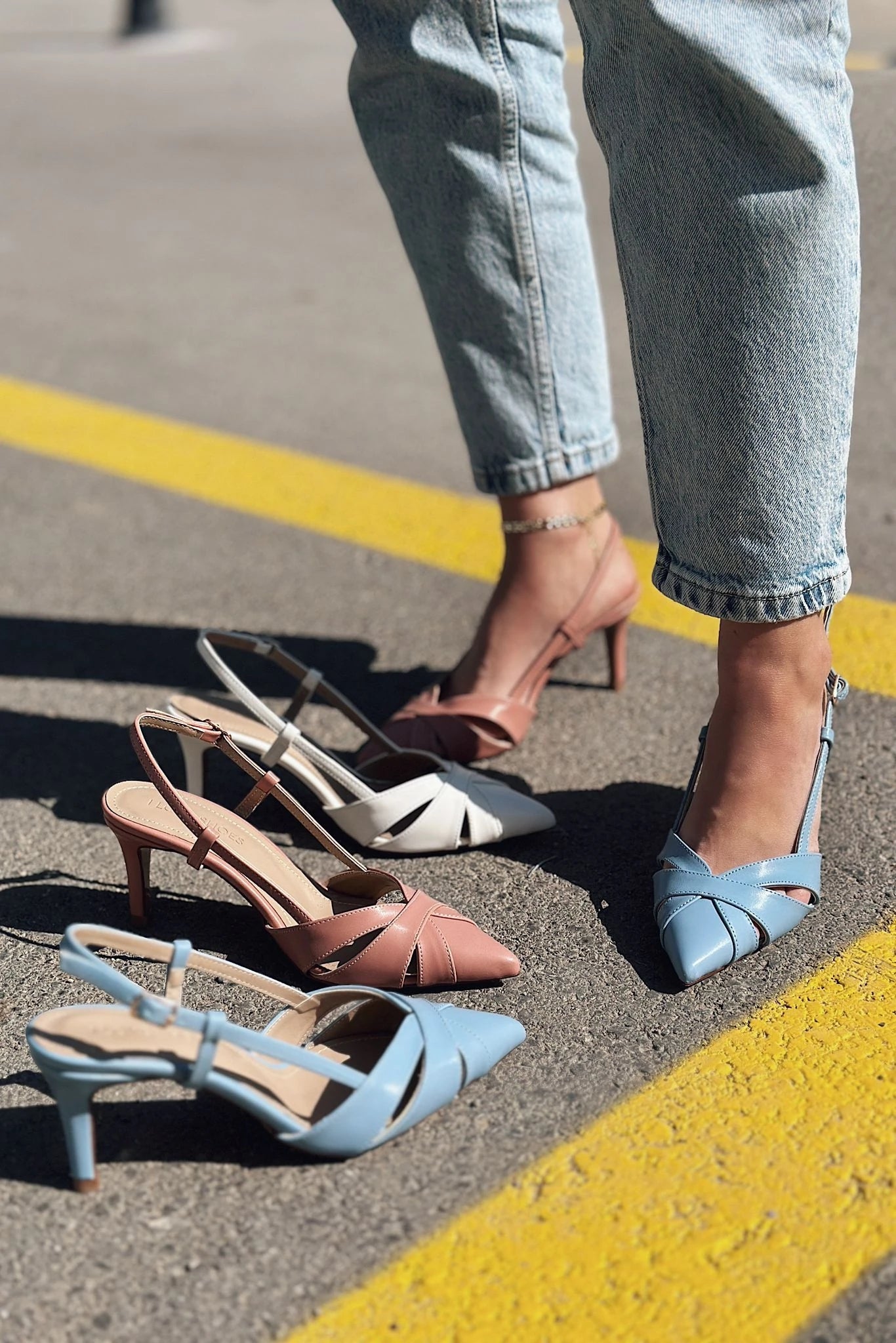 Peraps Mat Deri Yüksek Topuklu Stiletto Beyaz