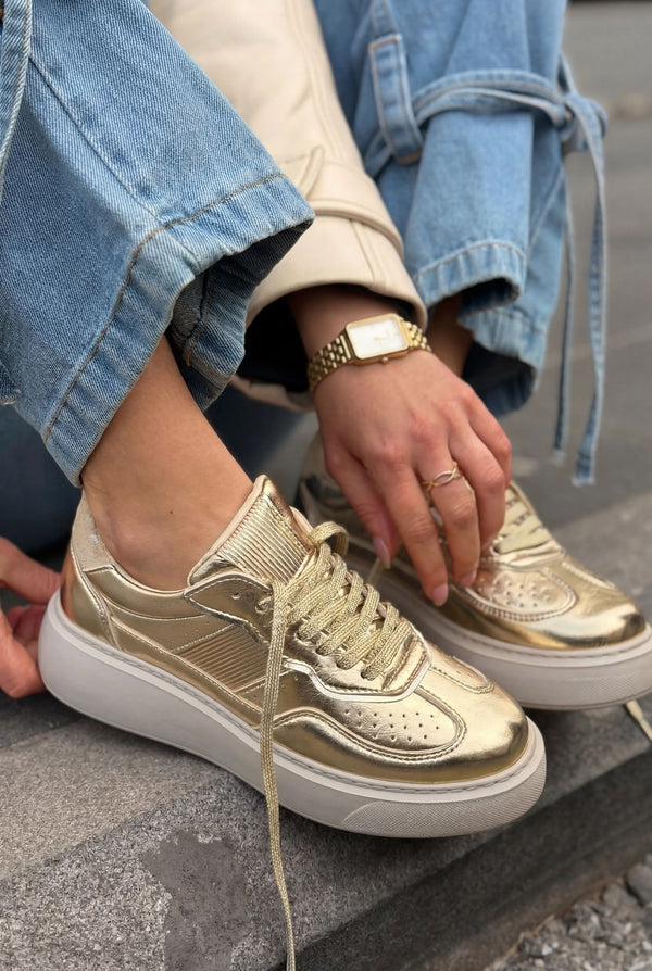 Larisa Kadın Spor Ayakkabı Gold Parlak Deri - ILOVESHOES