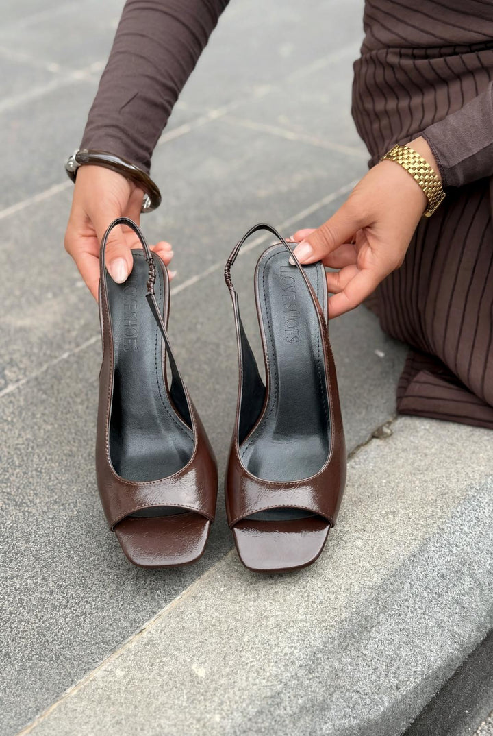 Velavo Acıkahve Kırışık Rugan Kadın Topuklu Sandalet - ILOVESHOES