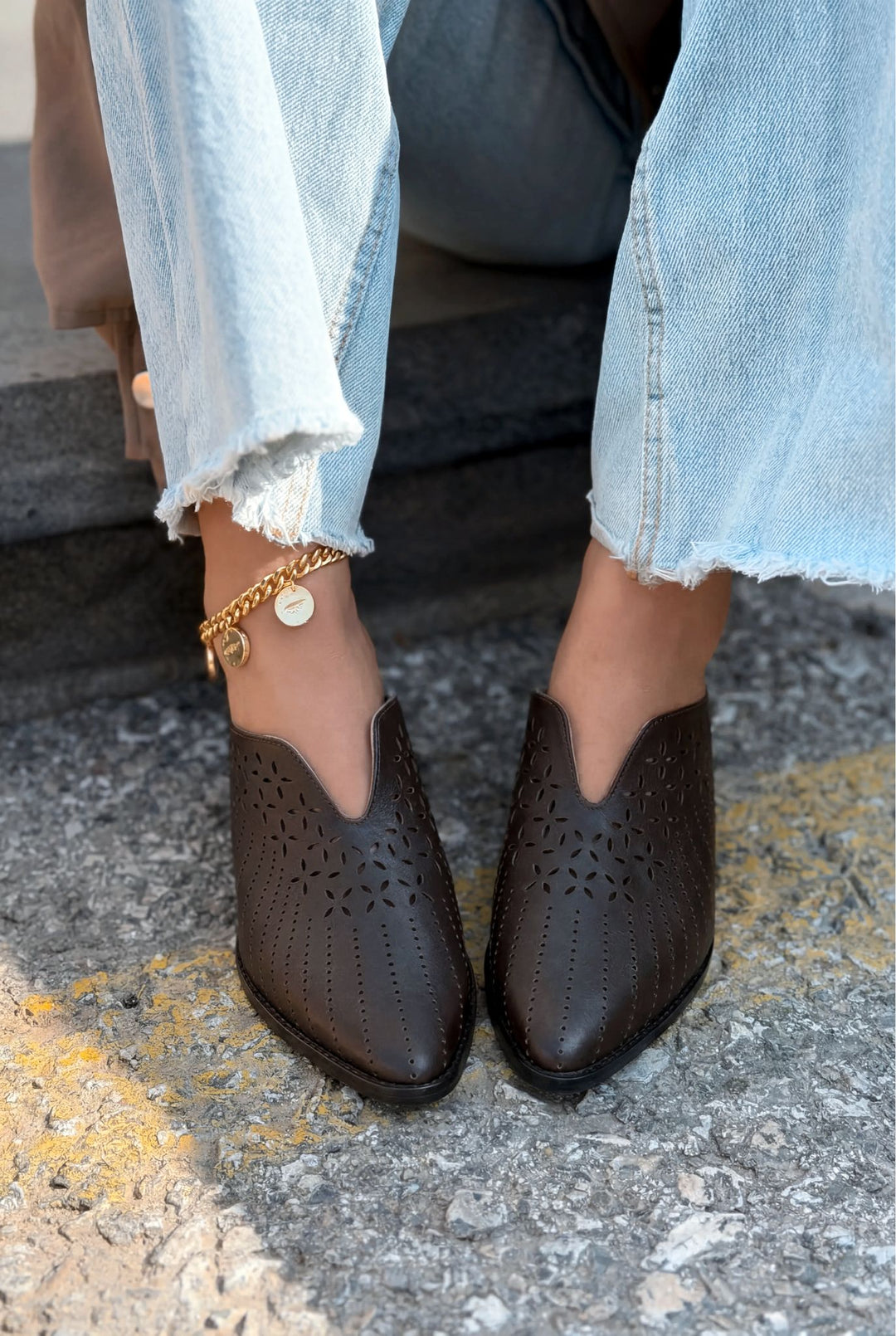 Noravina Hakiki Deri Topuklu Terlik Acıkahve - ILOVESHOES
