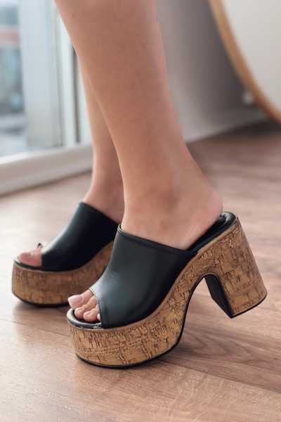 Lavina Mat Deri Siyah Platform Topuklu Terlik - ILOVESHOES