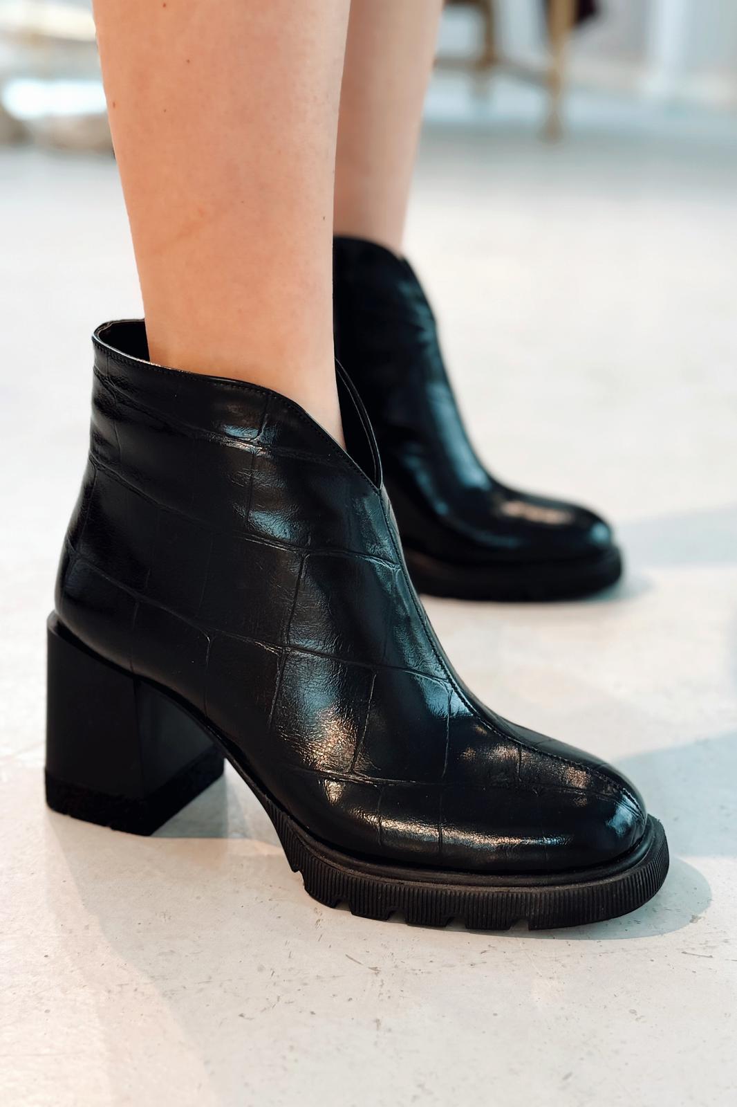 Rancel Kadın Topuklu Bot Siyah Parlak Deri - ILOVESHOES