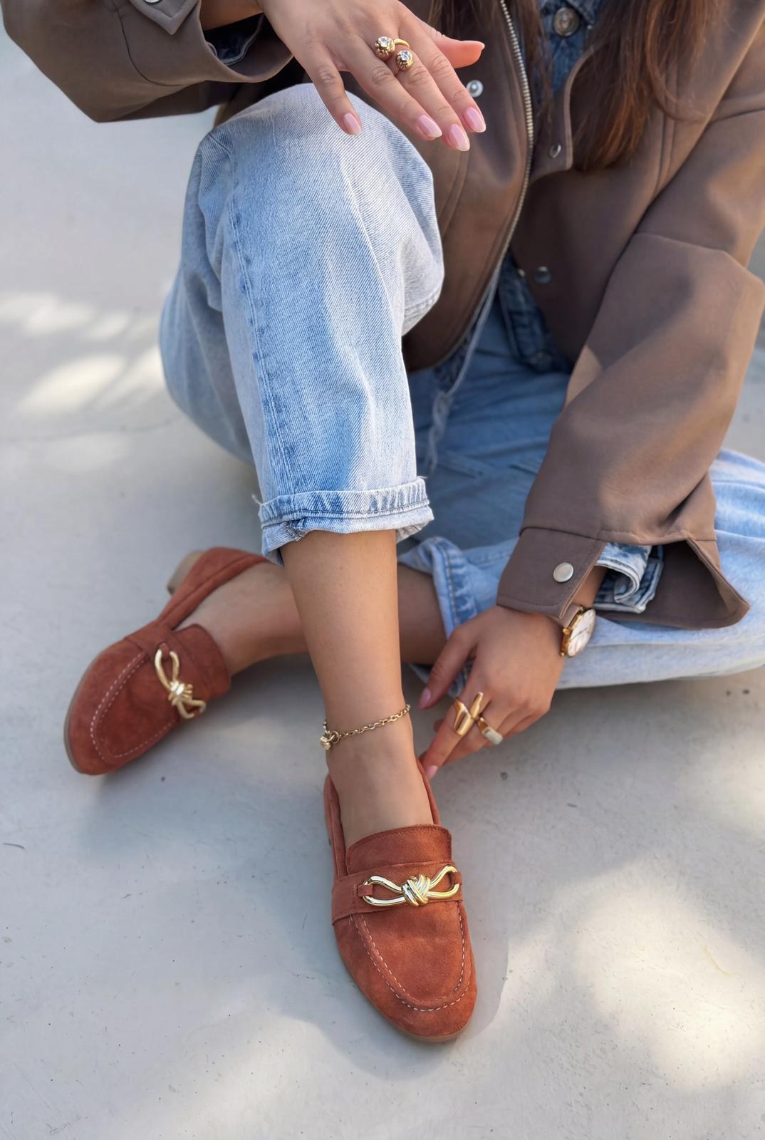 Avelis Kadın Loafer Kiremit Süet Fiyonk Detaylı - ILOVESHOES