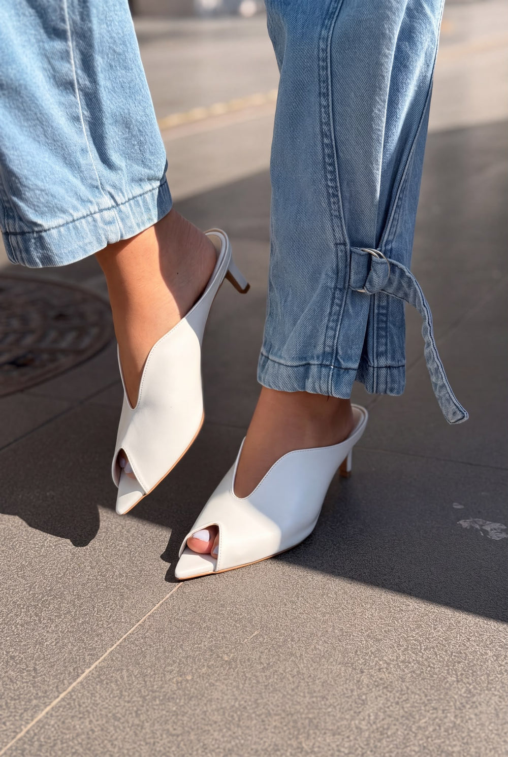 Saviel Beyaz Mat Deri Kadın Topuklu Terlik - ILOVESHOES