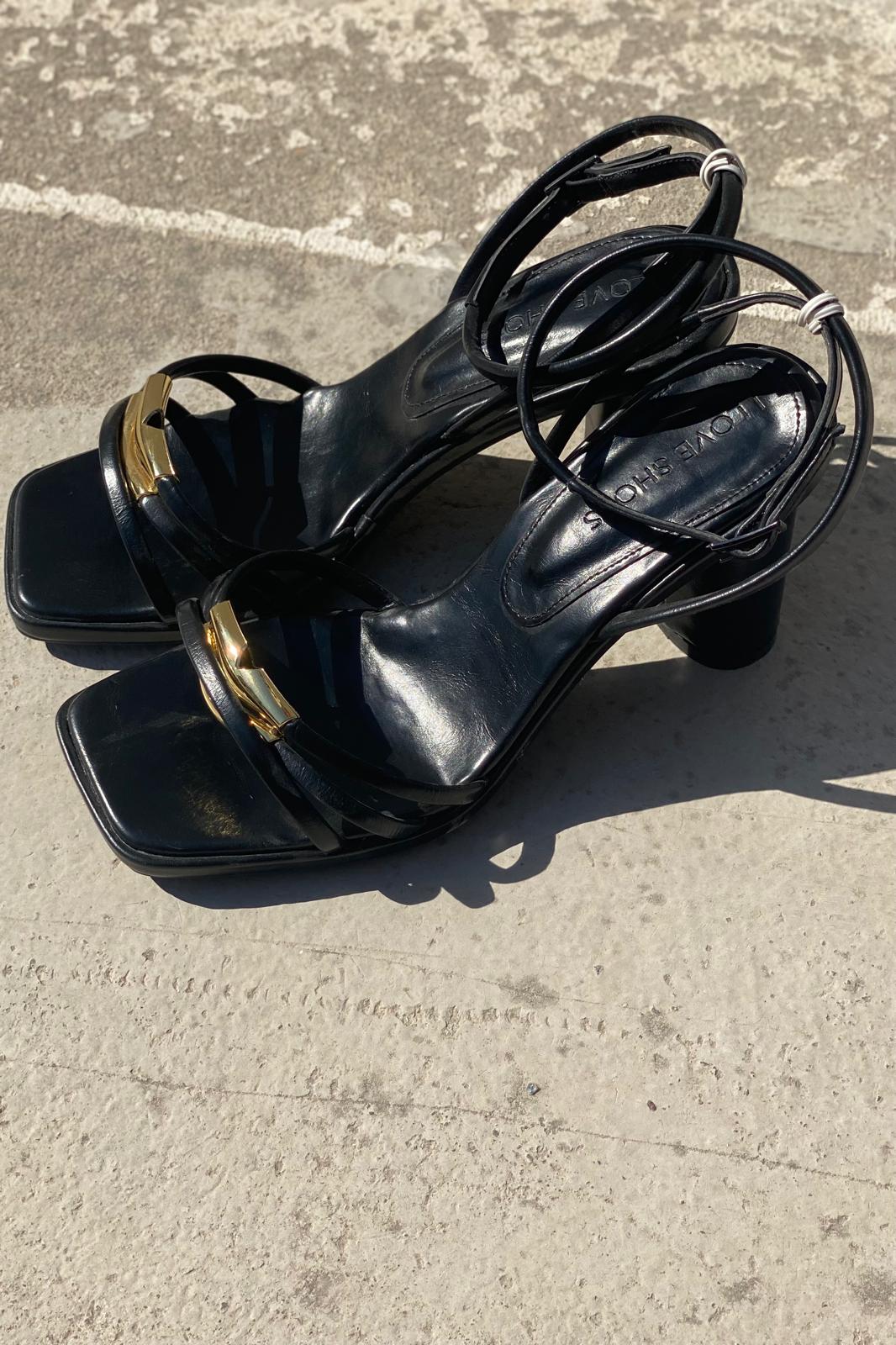 Volana Mat Deri Siyah Topuklu Ayakkabı - ILOVESHOES
