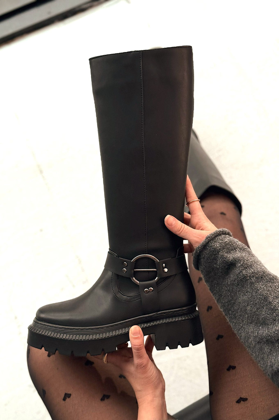 Lumio Siyah Fermuarlı Günlük Kadın Çizme