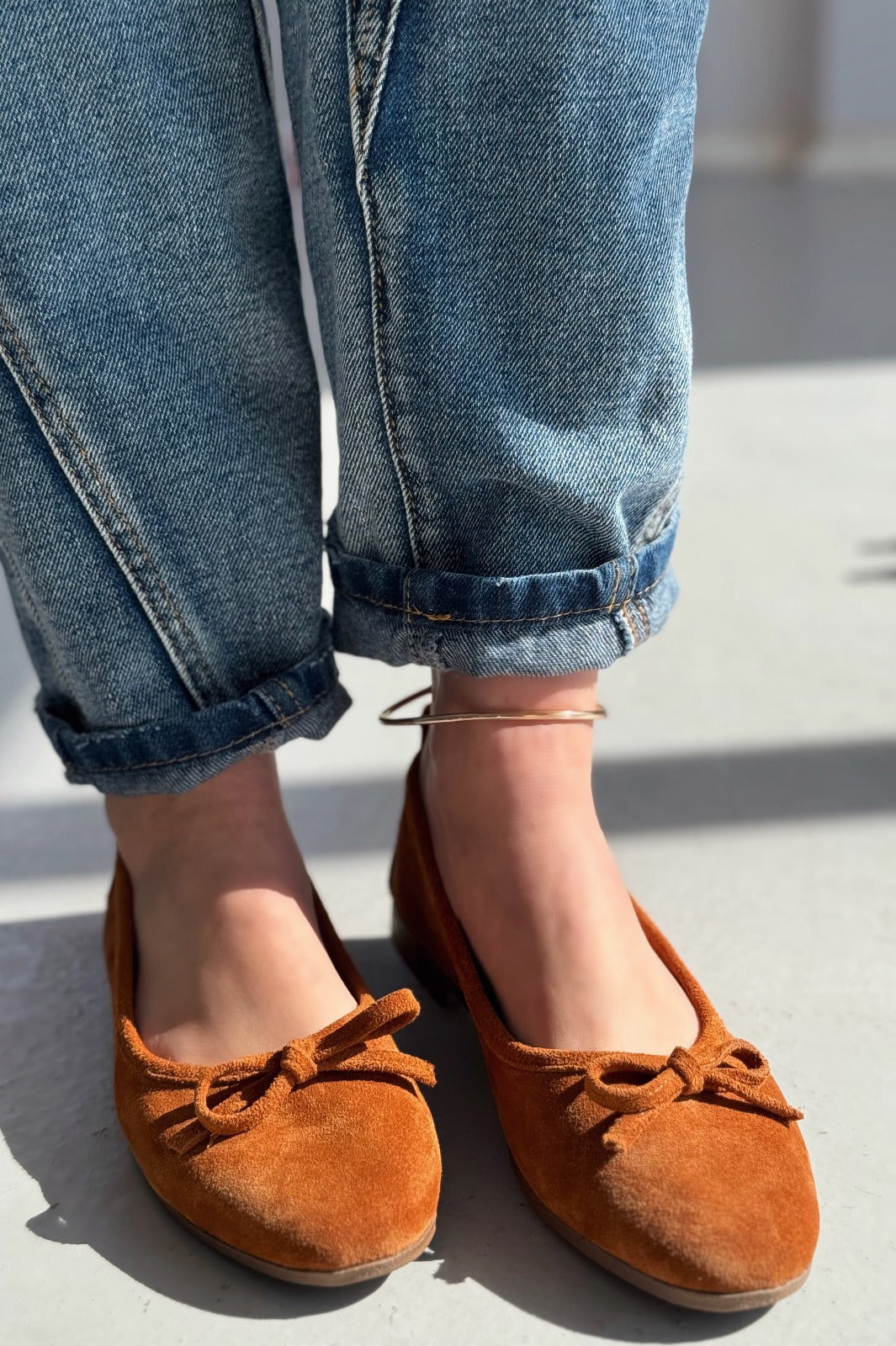 Balwen Hakiki Süet Kurdele Detaylı Kadın Loafer Taba