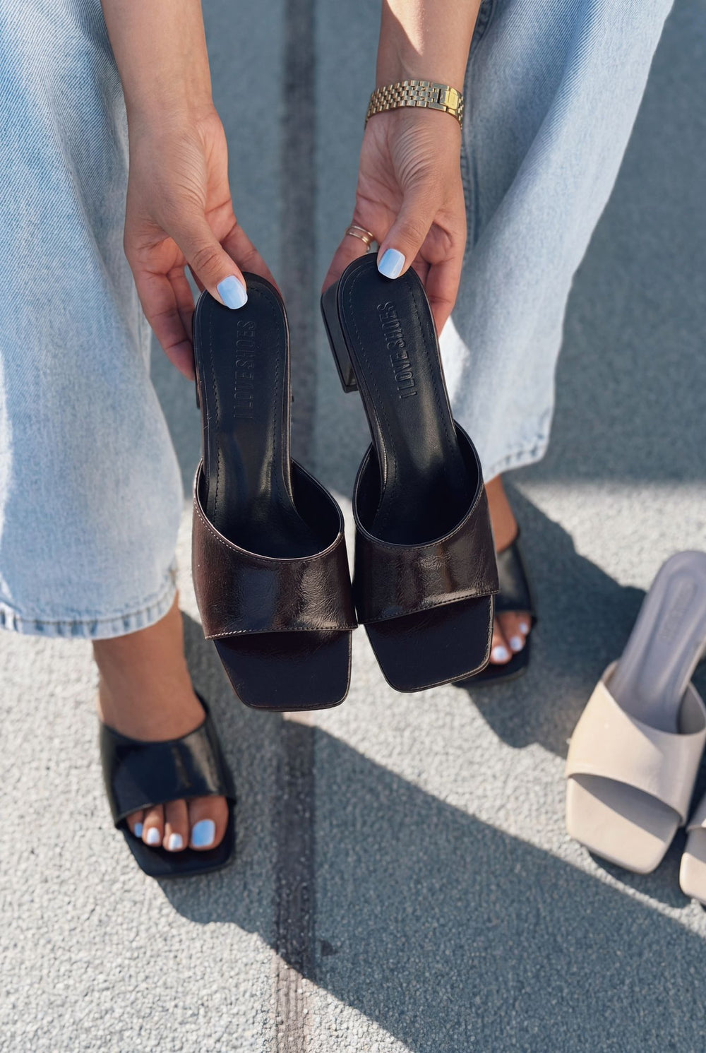 Veyn Acı Kahve Kırışık Deri Kadın Topuklu Terlik - ILOVESHOES