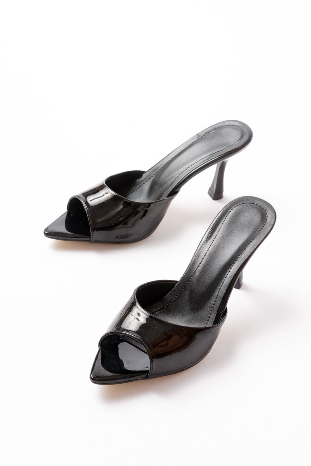 Parlo Rugan Siyah Topuklu Terlik - ILOVESHOES