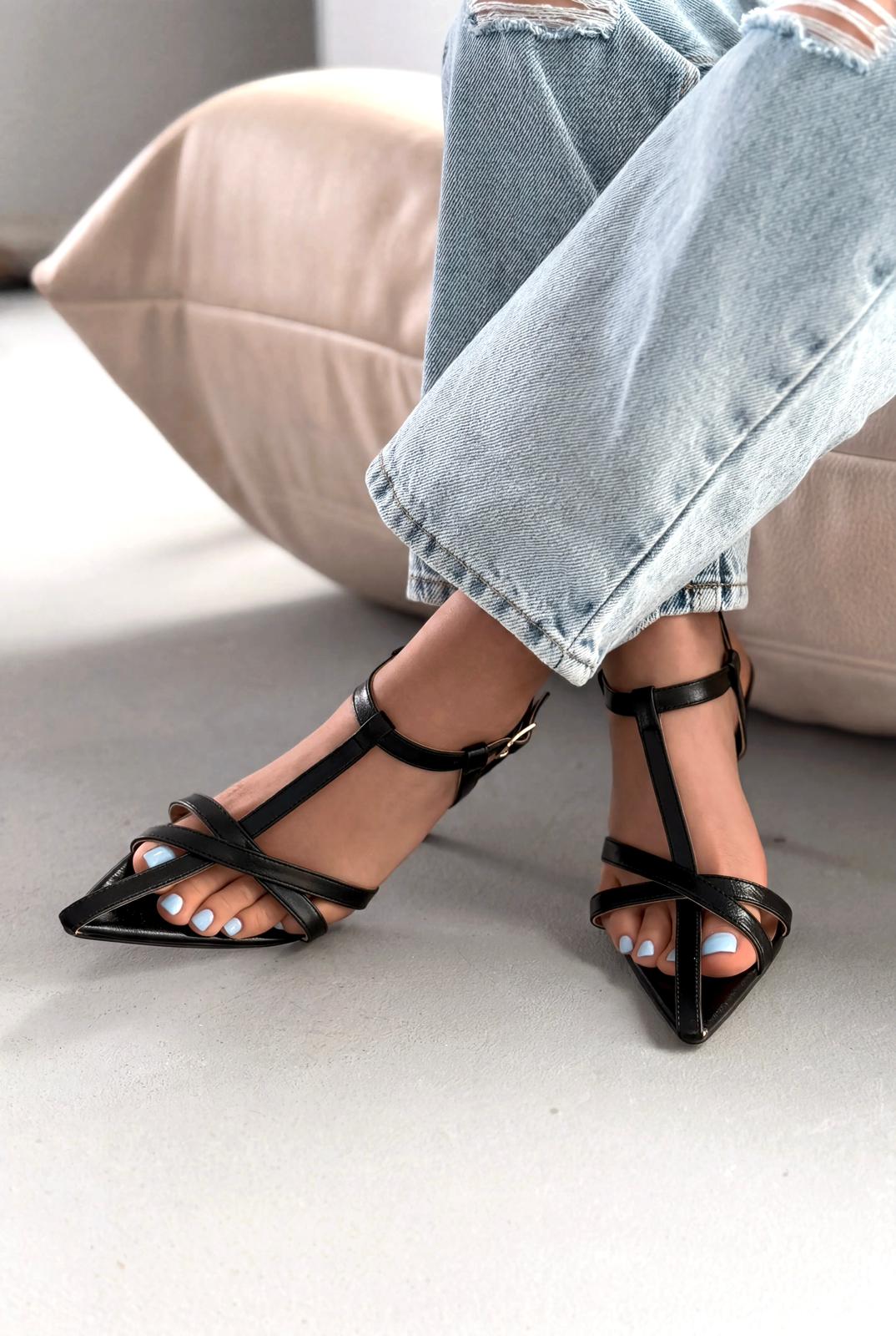 Morlen Siyah Rugan Kadın Topuklu Sandalet - ILOVESHOES