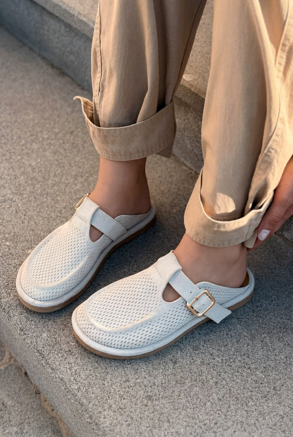 Karmel Bej Süet Kadın Terlik - ILOVESHOES