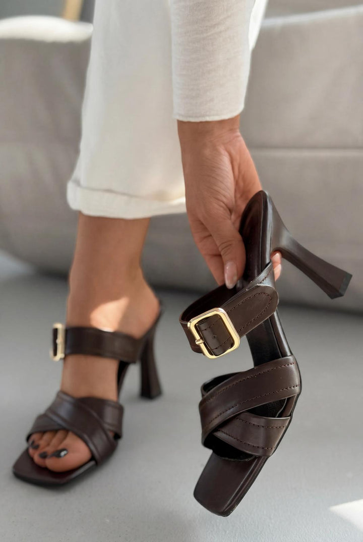 Norden Acıkahve Mat Deri Kadın Topuklu Terlik - ILOVESHOES