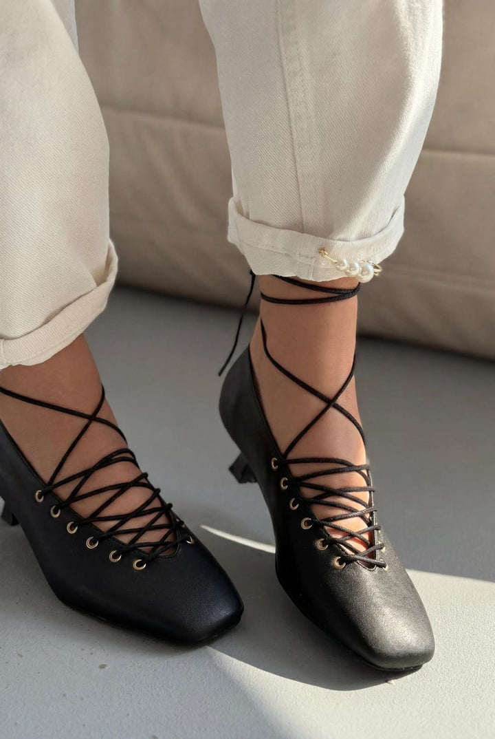 Sernis Siyah Mat Deri Kadın Topuklu Ayakkabı - ILOVESHOES