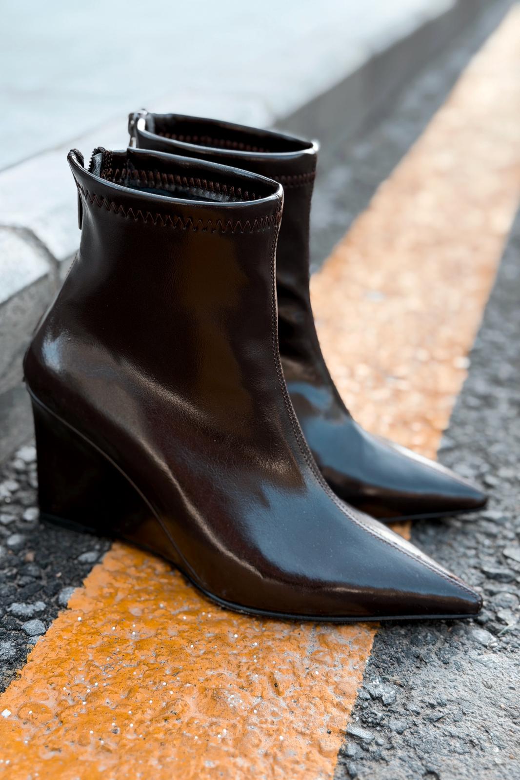 Valoti Kadın Dolgu Topuklu Bot Acıkahve Mat Deri - ILOVESHOES