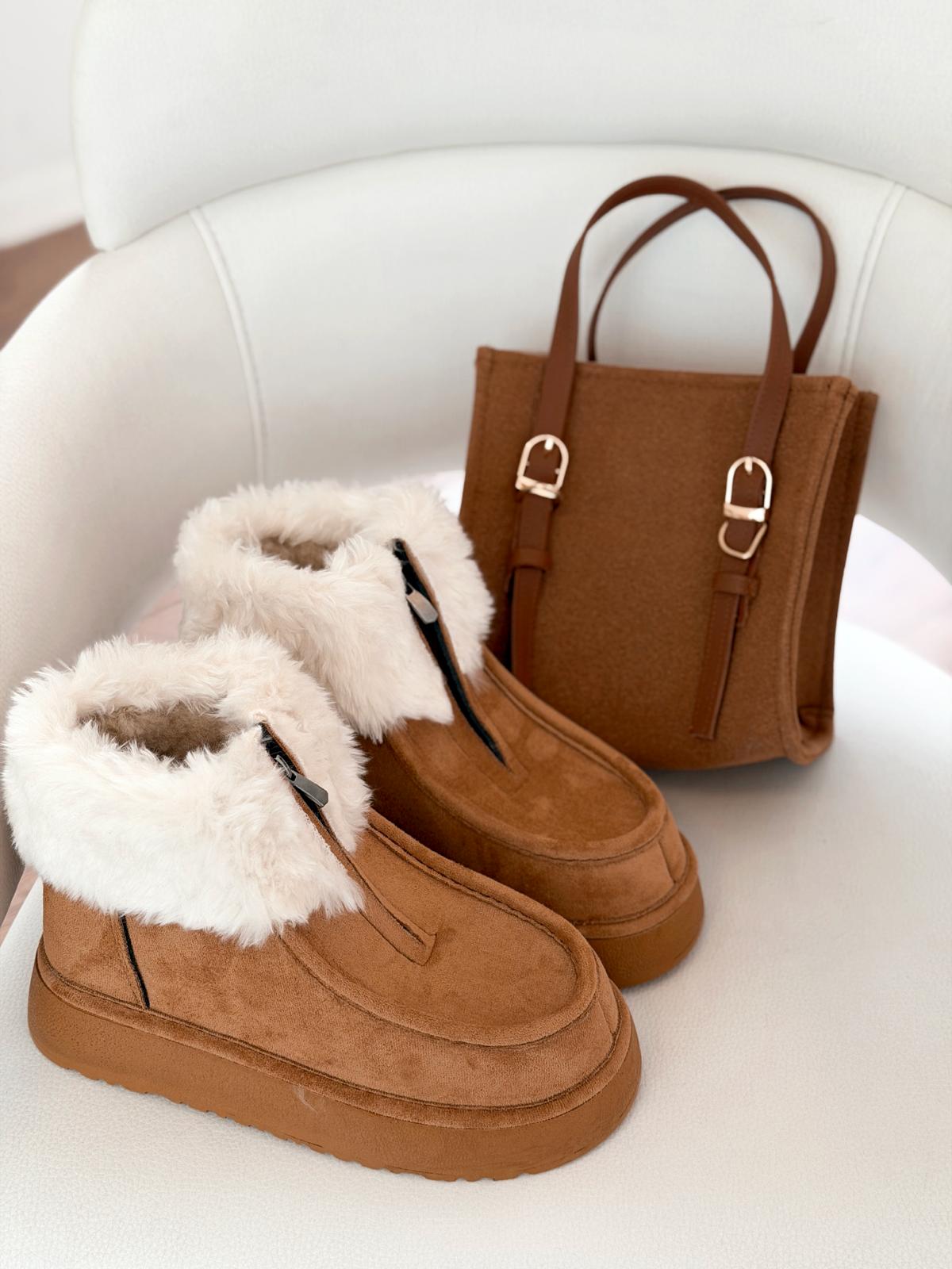 Olyra Çapraz Çanta Taba Süet Kemer Detaylı - ILOVESHOES