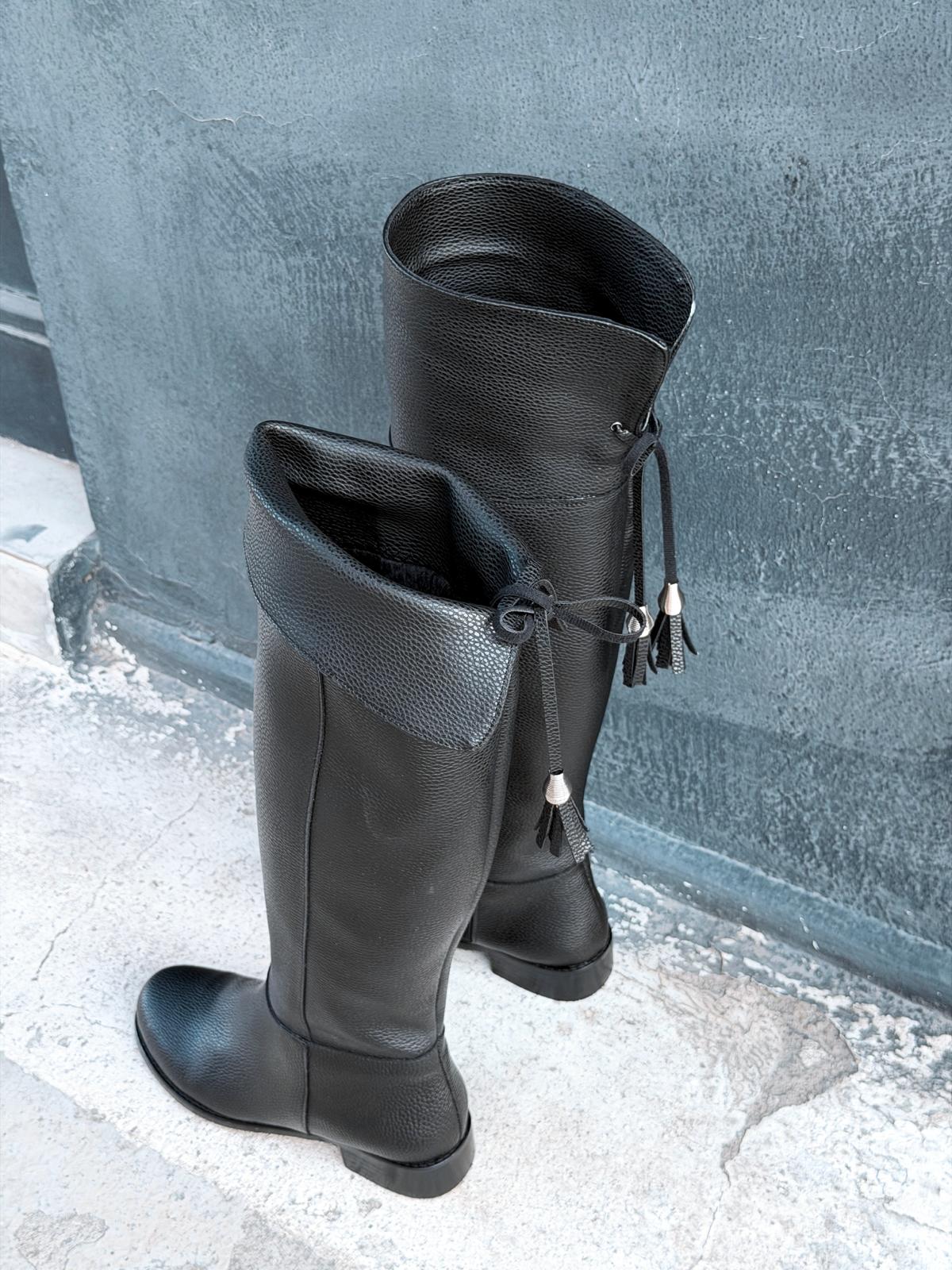 Jolvern Kadın Çizme Siyah Mat Deri Püskül Detaylı - ILOVESHOES