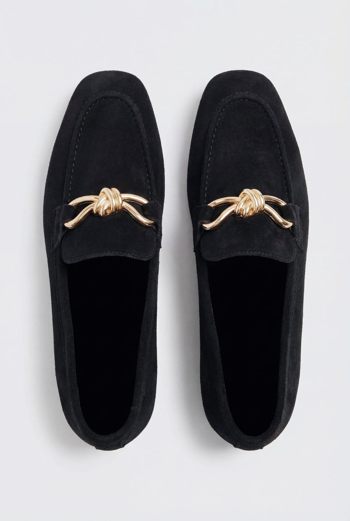 Avelis Kadın Loafer Siyah Süet Fiyonk Detaylı - ILOVESHOES