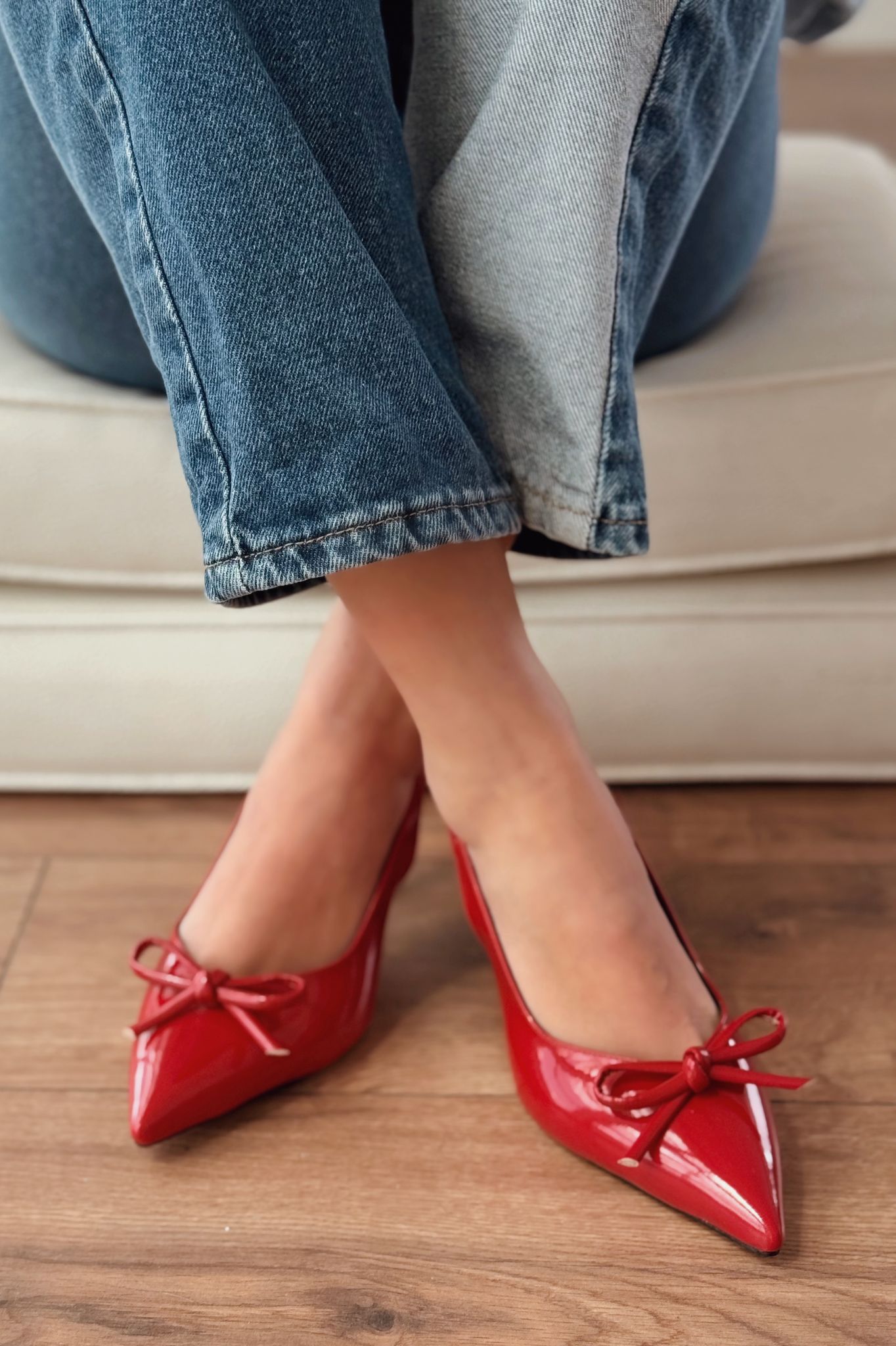 Avalis Rugan Kırmızı Fiyonk Detaylı Topuklu Kadın Ayakkabı - ILOVESHOES Türkiye