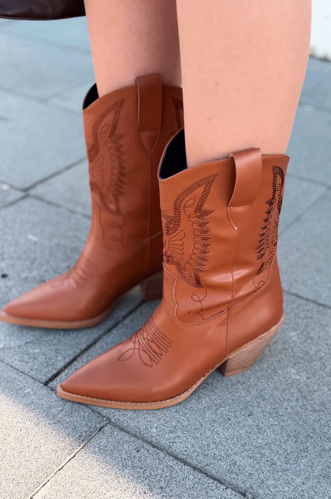 Slaine Kadın Kovboy Bot Taba Mat Deri Nakışlı - ILOVESHOES