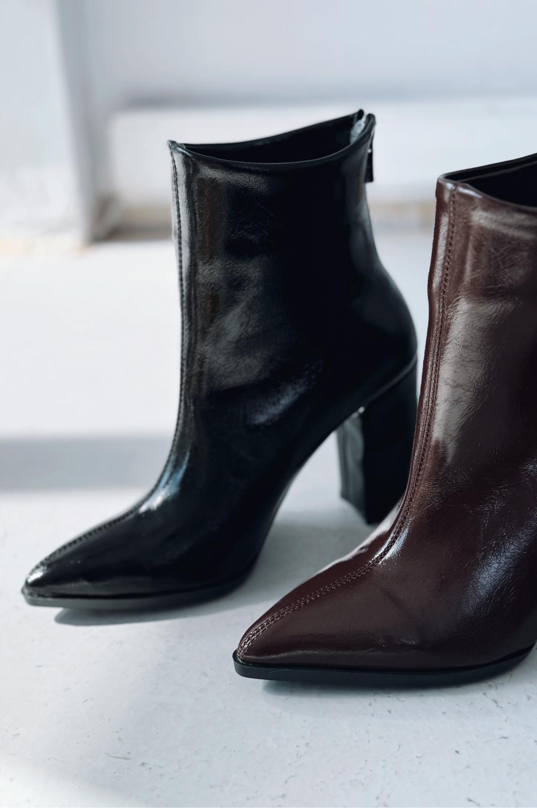 Miren Kadın Topuklu Bot Siyah Parlak Deri - ILOVESHOES