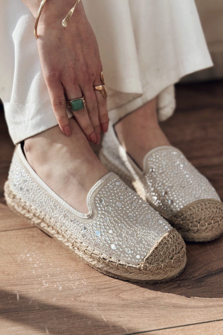 Jorelis Süet Parlak Taş Detaylı Espadril Loafer Bej - ILOVESHOES