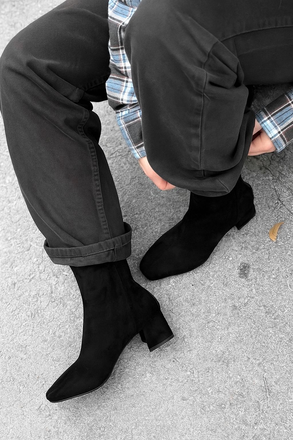 Jornel Kadın Topuklu Streç Bot Siyah Süet - ILOVESHOES