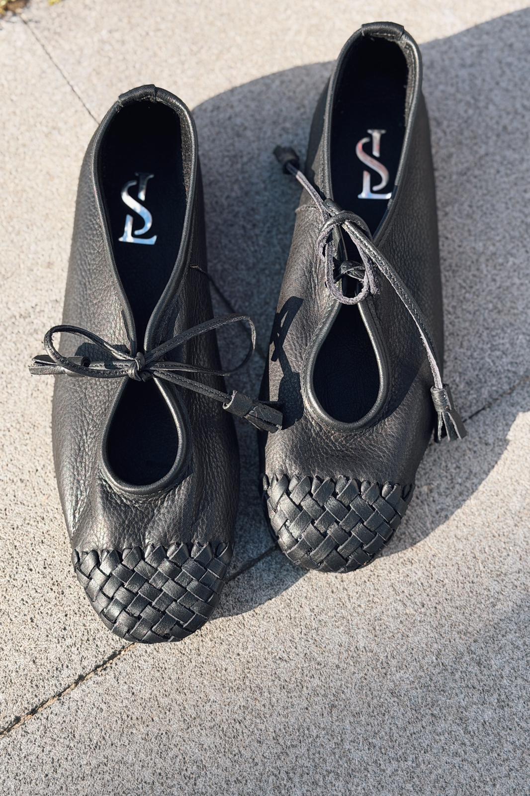 Talorin Hakiki Deri Kadın Bağcıklı Babet Siyah - ILOVESHOES