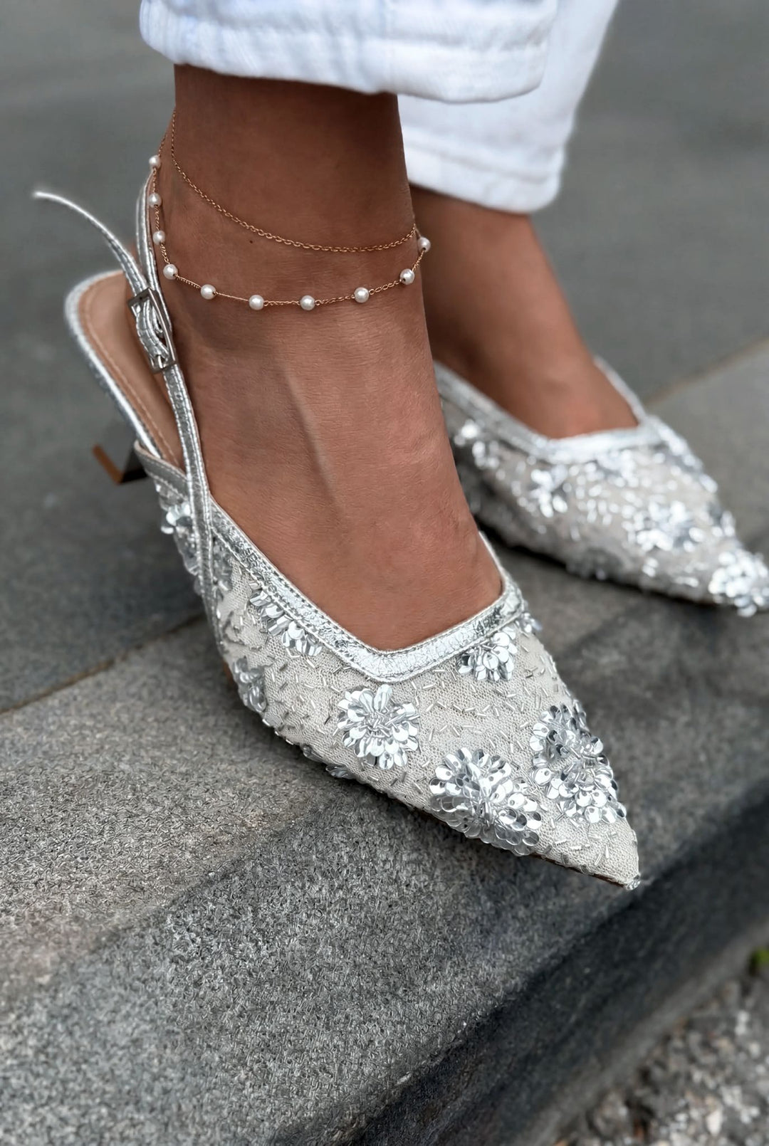 Serona Stiletto Gümüş Nakışlı - ILOVESHOES