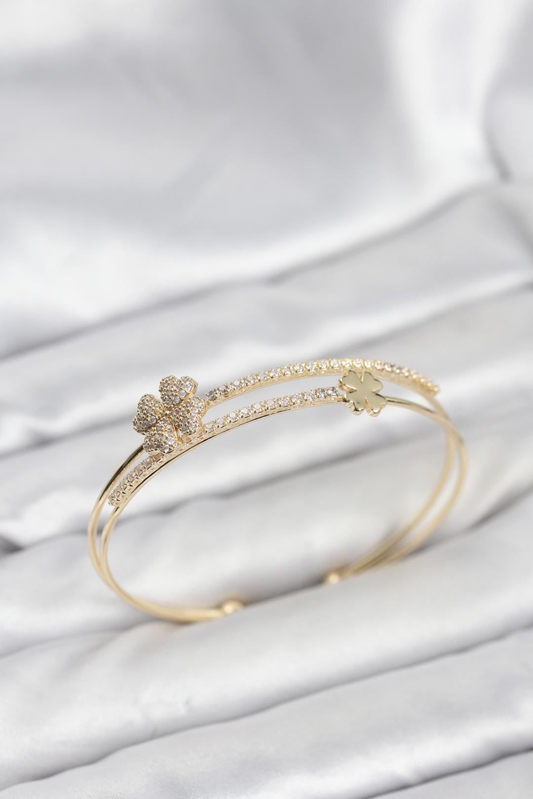 ILS - 1108 Kadın Bileklik Gold Pirinç Yonca Model - ILOVESHOES