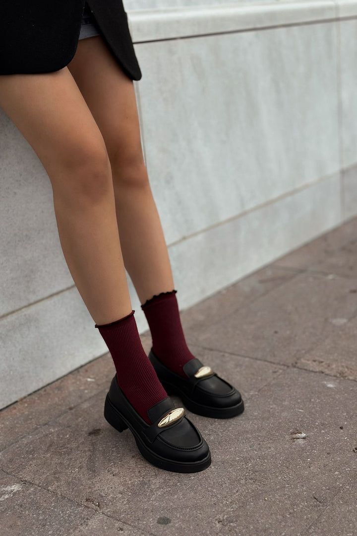 Ravilla Mat Deri Toka Detaylı Kadın Loafer Siyah