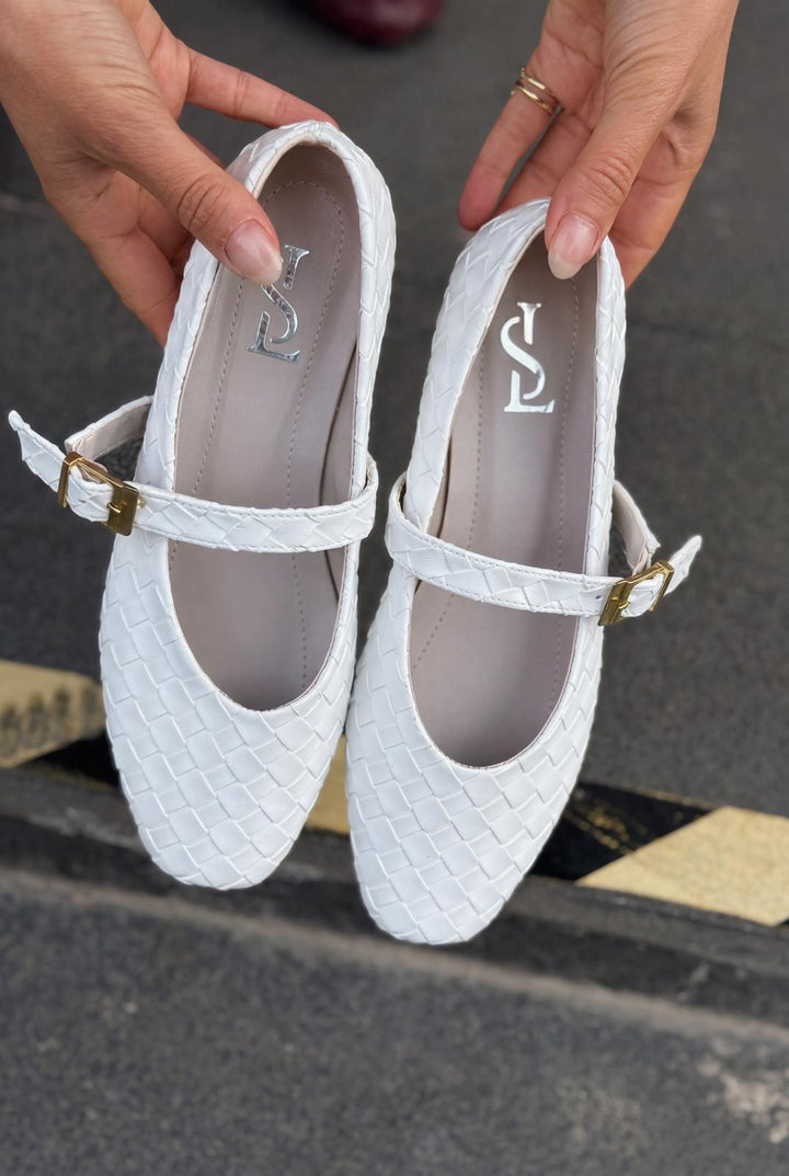 Vespera Kadın Babet Beyaz Mat Deri - ILOVESHOES